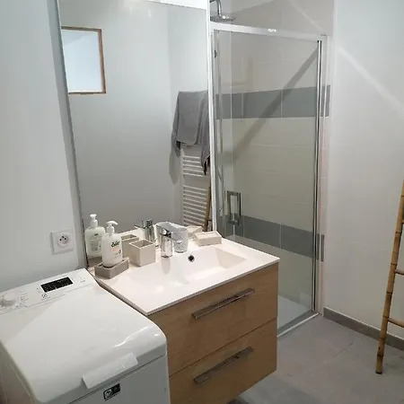 Apartment La Corniche - 4 Personnes *